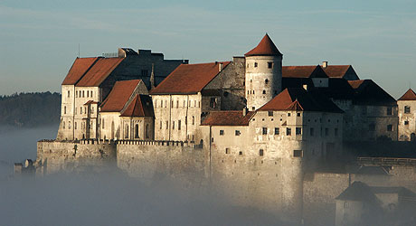Bild: Hauptburg mit Bergfried