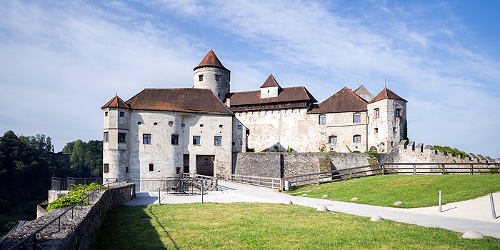 Bild: Hauptburg mit Bergfried