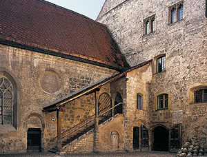 Picture: Open-air staircase to the Palas