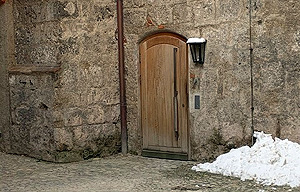 Picture: Step-free entrance to the visitor centre